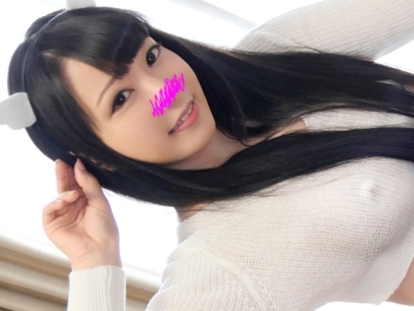 【ビッチJKの誘惑】『おチンポちょうだい♡』パイパンま●こを露わにチンポをおねだりする小悪魔女子校生！挿入した瞬間、メス顔でアヘ顔連発！