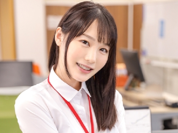 【オフィス不倫の禁断関係】『旦那じゃ満足できない…』人妻OLが上司と社内で過激セックス！物足りない欲求を激しく満たす、ドスケベ人妻の危険な情事♡