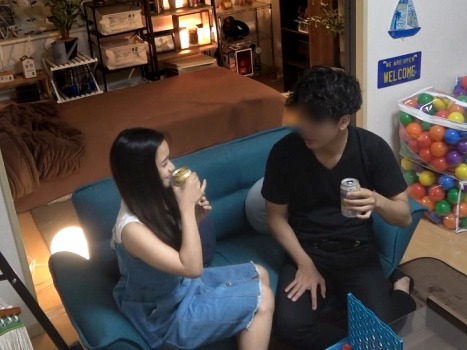 【街角ナ【メンヘラ美少女のザーメン顔射】『やだ…汚したら許さないから…』敏感メンヘラ女子の美顔に特濃ザーメンぶっかけ！ドロッドロの顔がエロかわいい♡意外な反応に興奮MAX！！ンパ】「もうダメ…イっちゃう♡」黒髪清楚系お姉さんの隠れたエロさ爆発！爆乳を揺らして感じまくる姿がエロすぎるセックス体験♡