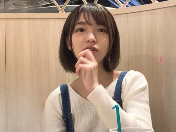 【19歳ウブ美少女】経験人数1人の純情娘がエロ漬け調教！初めての快感に潮吹きまくり、足ガクガクで放心状態！！純粋なカラダがエロに目覚める瞬間を激撮♡