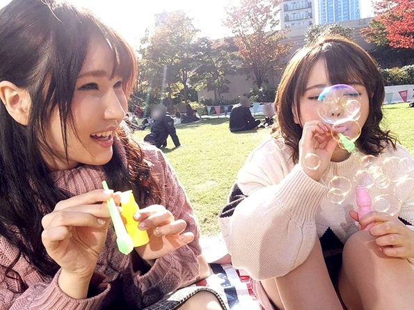 【無邪気なJD2人組をナンパ即ハメ】『えへへ…気持ちいい…』芝生で遊んでた女子大生をゲット！正常位で生チンを挿入され、無邪気な笑顔で感じまくるドスケベJDの素顔を激撮！♥