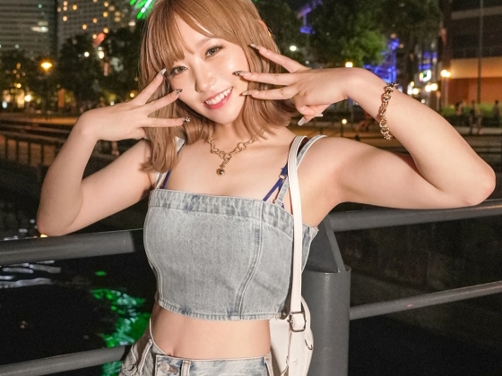 【ギャルと絶頂セックス】『もっと激しくして…』ドスケベギャルがパイパンまんこをズボズボ突かれて感じまくり！めちゃシコボディを揺らして狂ったようにイキ乱れる！♡