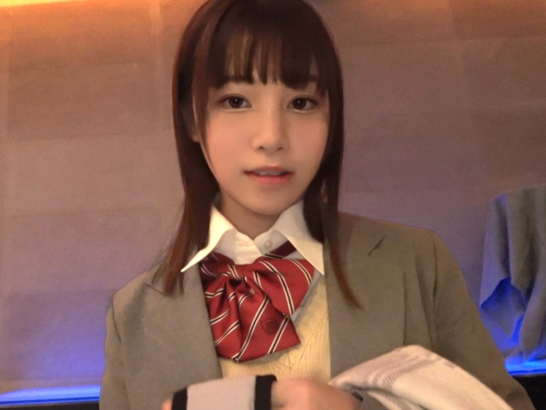 【美熟女ナンパ】『ダメ…夫に悪いから…』30代とは思えない美ボディ人妻！Tバックから溢れる美尻を揉みしだかれ、禁断の快楽に溺れる！